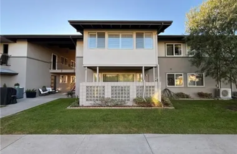 1811 SAINT JOHN RD APT 41E, SEAL BEACH, ..., Seal Beach, CA 90740