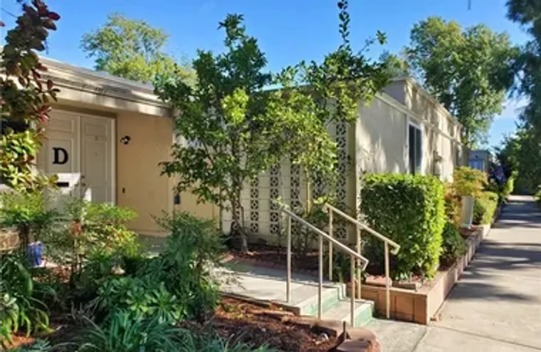 422 AVENIDA CASTILLA D, LAGUNA WOODS, CA..., Laguna Woods, CA 92637