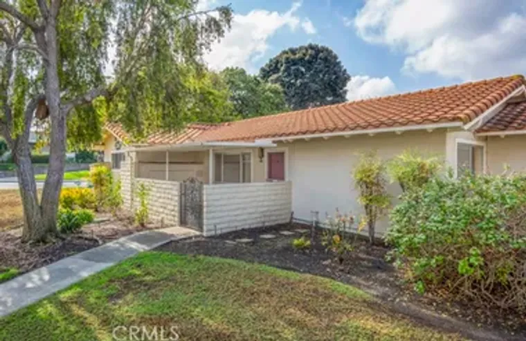 2347 VIA MARIPOSA B, LAGUNA WOODS, CA, 9..., Laguna Woods, CA 92637