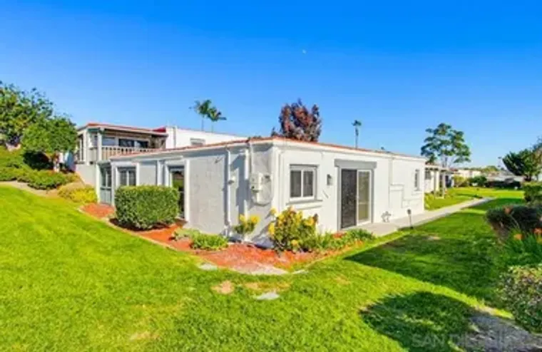 3621 VISTA CAMPANA S UNIT 53, OCEANSIDE,..., Oceanside, CA 92057