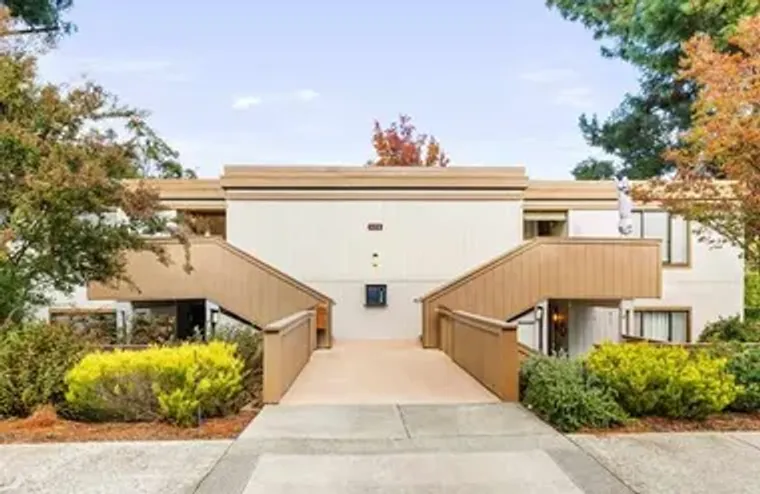 1125 SINGINGWOOD CT 1, WALNUT CREEK, CA,..., Walnut Creek, CA 94595