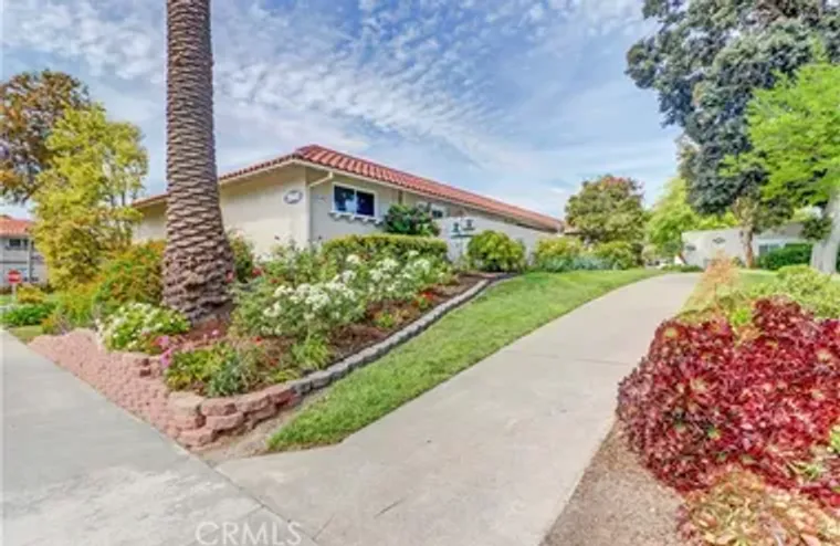 2045 VIA MARIPOSA E Q, LAGUNA WOODS, CA,..., Laguna Woods, CA 92637