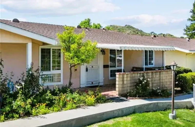 19163 AVENUE OF THE OAKS A, NEWHALL, CA,..., Newhall, CA 91321