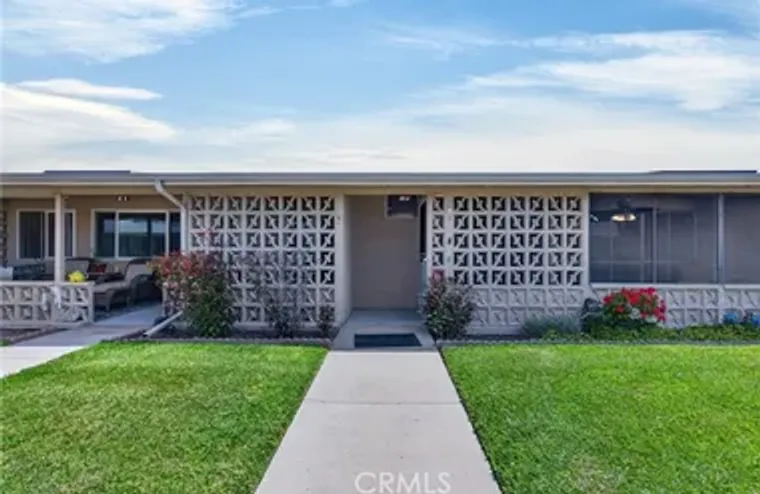 1690 INTERLACHEN RD M12-42J, SEAL BEACH,..., Seal Beach, CA 90740