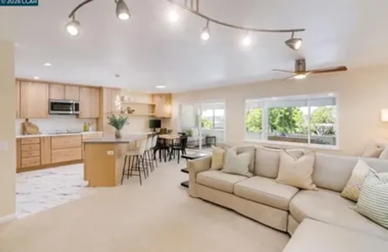 1909 SKYCREST DR 5, WALNUT CREEK, CA, 94..., Walnut Creek, CA 94595