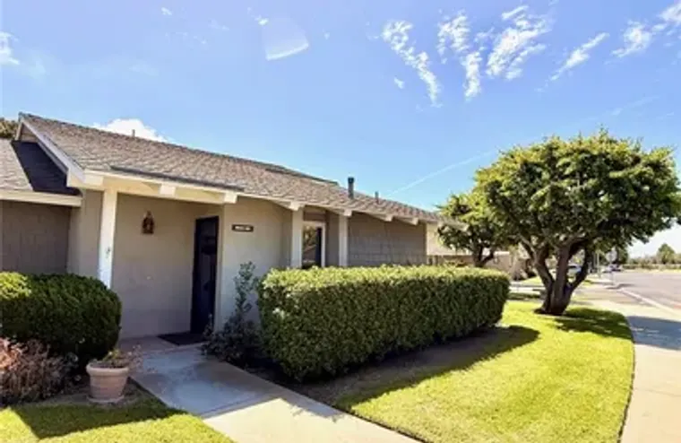 8645 BUTTE CIR 601E, HUNTINGTON BEACH, C..., Huntington Beach, CA 92646