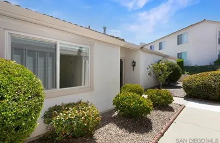 12631 PASEO DEL VERANO 64, SAN DIEGO, CA..., San Diego, CA 92128