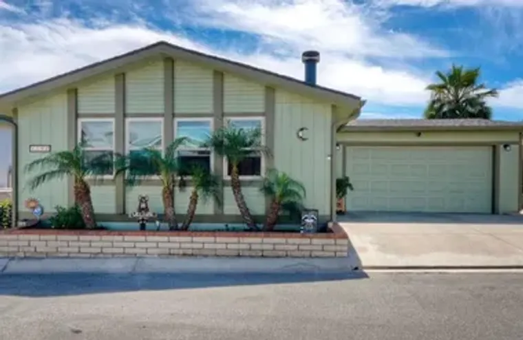 1192 VIA SANTA PAULO, VISTA, CA, 92081, Vista, CA 92081