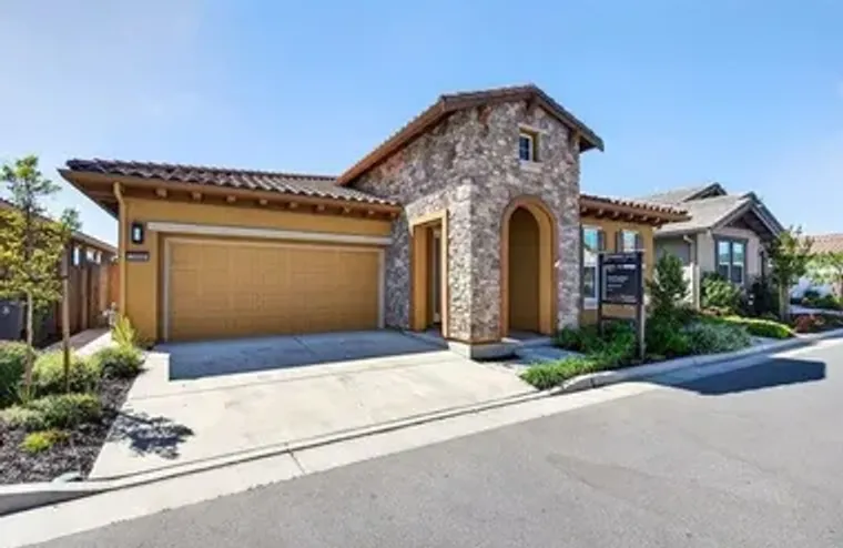 2080 WHITE OAK DR, HOLLISTER, CA, 95023, Hollister, CA 95023