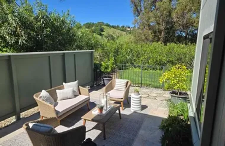 1124 SINGINGWOOD CT 2, WALNUT CREEK, CA,..., Walnut Creek, CA 94595