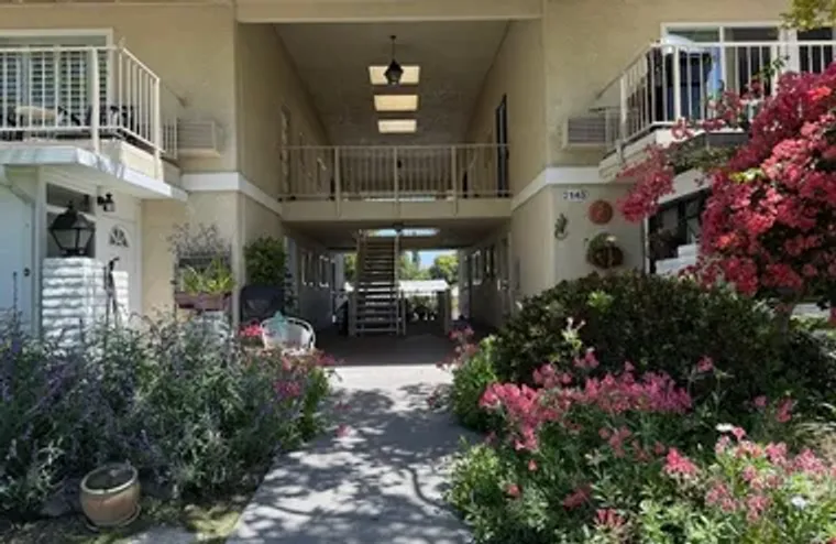 2143 RONDA GRANADA O, LAGUNA WOODS, CA, ..., Laguna Woods, CA 92637