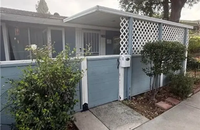 19220 AVENUE OF THE OAKS A, NEWHALL, CA,..., Newhall, CA 91321