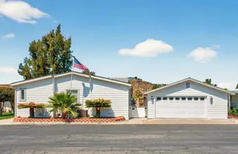 4650 DULIN RD SPC 1, FALLBROOK, CA, 9202..., Fallbrook, CA 92028