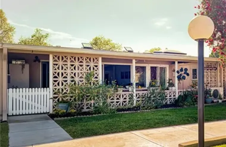 1340 KENWOOD RD M7-156J, SEAL BEACH, CA,..., Seal Beach, CA 90740