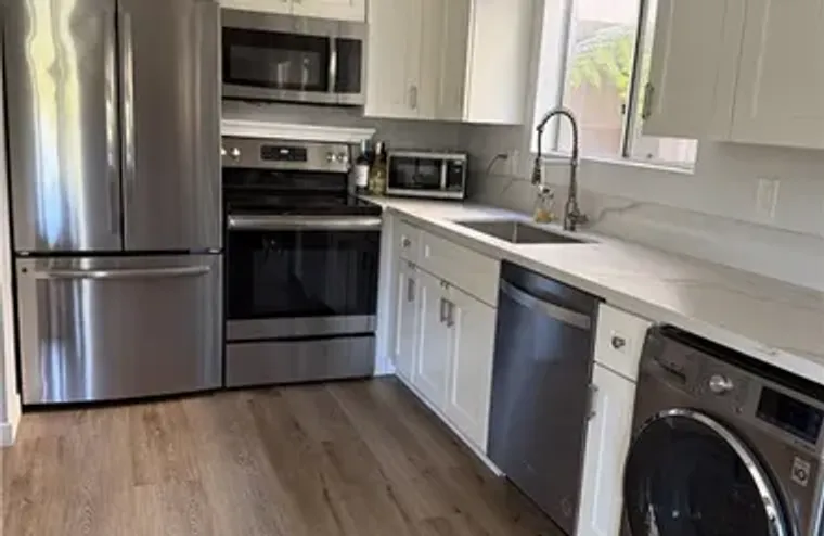 351 CHESTNUT HILL CT 16, THOUSAND OAKS, ..., Thousand Oaks, CA 91360