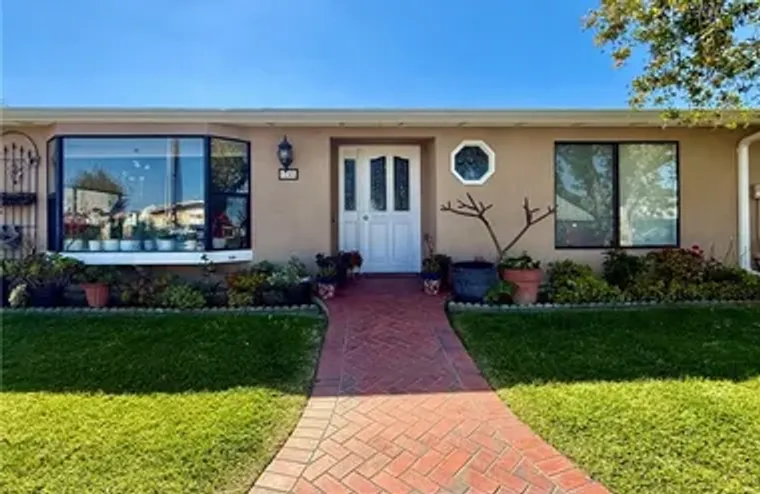 13451 ST ANDREWS DR M5-124L, SEAL BEACH,..., Seal Beach, CA 90740