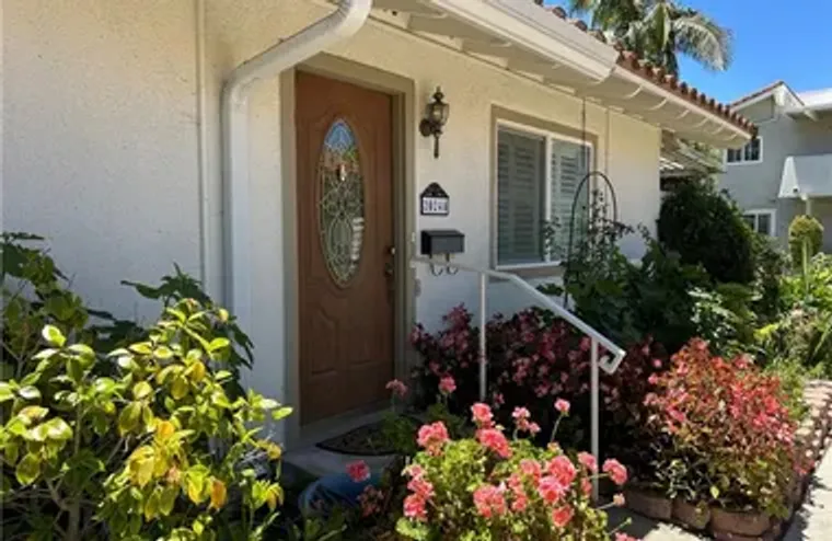 2024 VIA MARIPOSA E A, LAGUNA WOODS, CA,..., Laguna Woods, CA 92637
