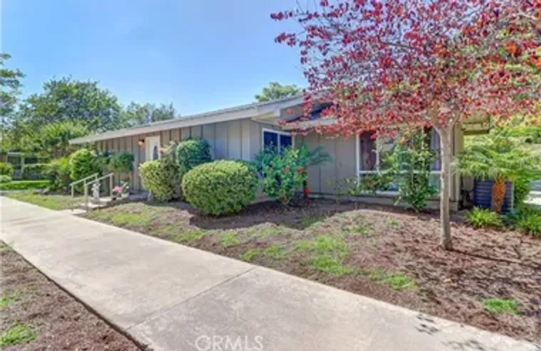 176 AVENIDA MAJORCA A, LAGUNA WOODS, CA,..., Laguna Woods, CA 92637