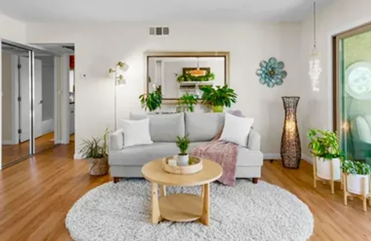 348 CHESTNUT HILL CT 23, THOUSAND OAKS, ..., Thousand Oaks, CA 91360