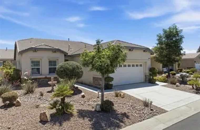 19423 CRYSTAL SPRINGS LN, APPLE VALLEY, ..., Apple Valley, CA 92308
