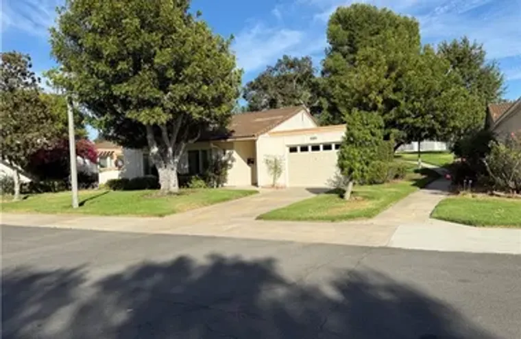 5365 ALGARROBO D, LAGUNA WOODS, CA, 9263..., Laguna Woods, CA 92637