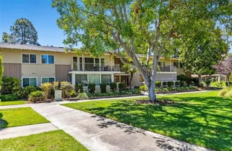 1 VIA CASTILLA P, LAGUNA WOODS, CA, 9263..., Laguna Woods, CA 92637