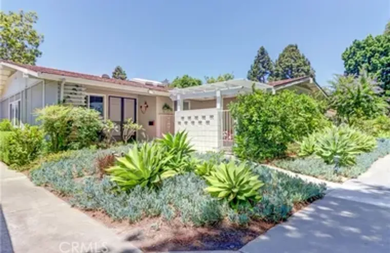 449 AVENIDA SEVILLA D, LAGUNA WOODS, CA,..., Laguna Woods, CA 92637