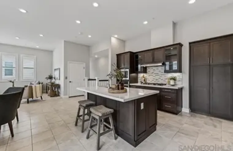 16750 COYOTE BUSH DR 97, SAN DIEGO, CA, ..., San Diego, CA 92127
