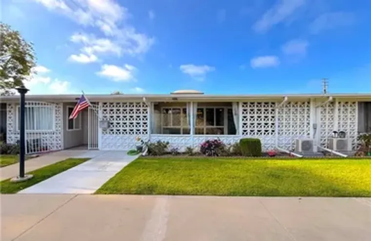 1842 THUNDERBIRD DR 1D, SEAL BEACH, CA, ..., Seal Beach, CA 90740