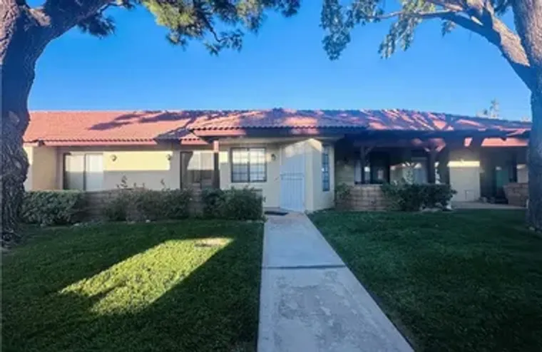 19267 ELM DR, APPLE VALLEY, CA, 92308, Apple Valley, CA 92308