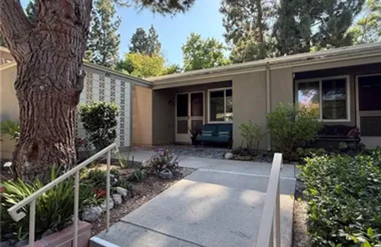 167 AVENIDA MAJORCA C, LAGUNA WOODS, CA,..., Laguna Woods, CA 92637