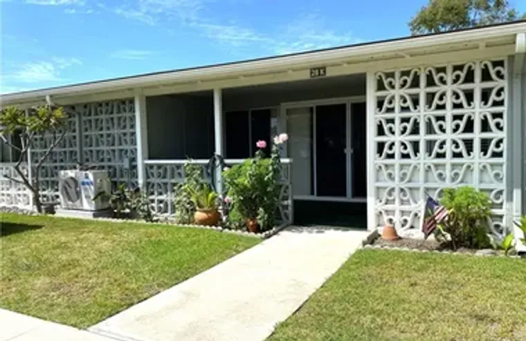 13681 ST ANDREWS DR, SEAL BEACH, CA, 907..., Seal Beach, CA 90740