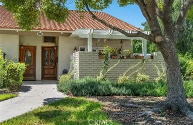2164 VIA MARIPOSA E B, LAGUNA WOODS, CA,..., Laguna Woods, CA 92637