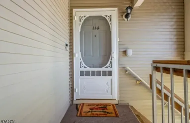 114 GRIGGS PL FL, EAST BRUNSWICK, NJ, 08..., East Brunswick, NJ 08816