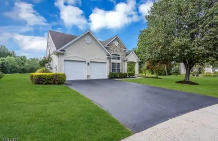 21 BUCKINGHAM DR, PENNINGTON, NJ, 08534, Pennington, NJ 08534