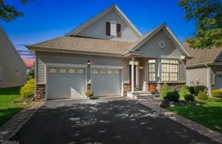 15 REPUBLIC ROW, SOMERSET, NJ, 08873, Somerset, NJ 08873