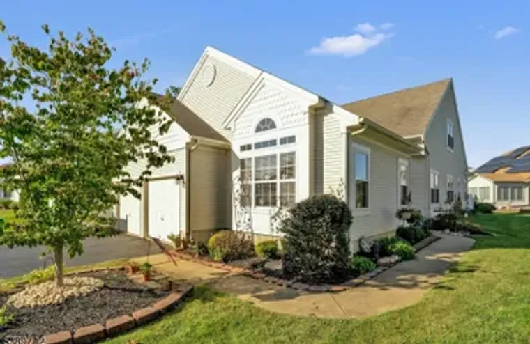 5 LA ROCHELLE DR, MANCHESTER TW, NJ, 087..., Manchester Tw, NJ 08759