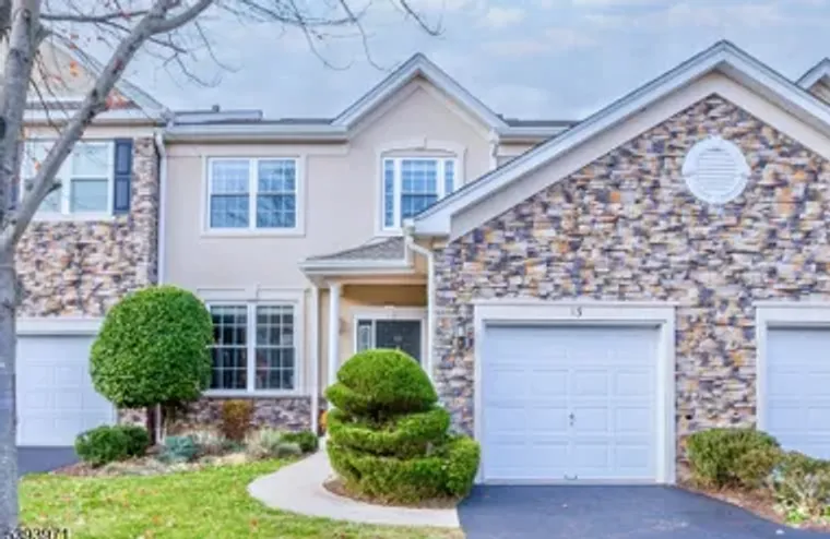 13 FERNWOOD CT, WHITEHOUSE STATION, NJ, ..., Whitehouse Station, NJ 08889