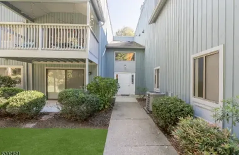 31 DRAKE WAY, ROXBURY TWP, NJ, 07836, Roxbury Twp, NJ 07836