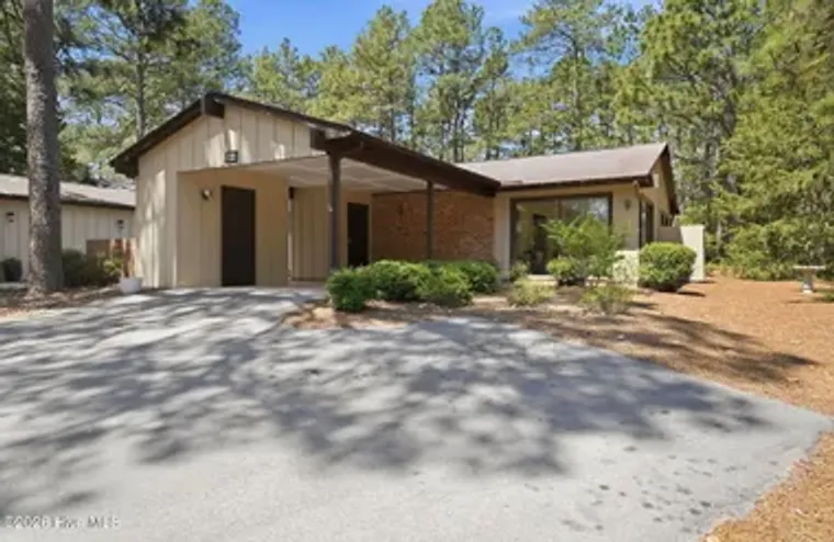644 REDWOOD DR, SOUTHERN PINES, NC, 2838..., Southern Pines, NC 28387