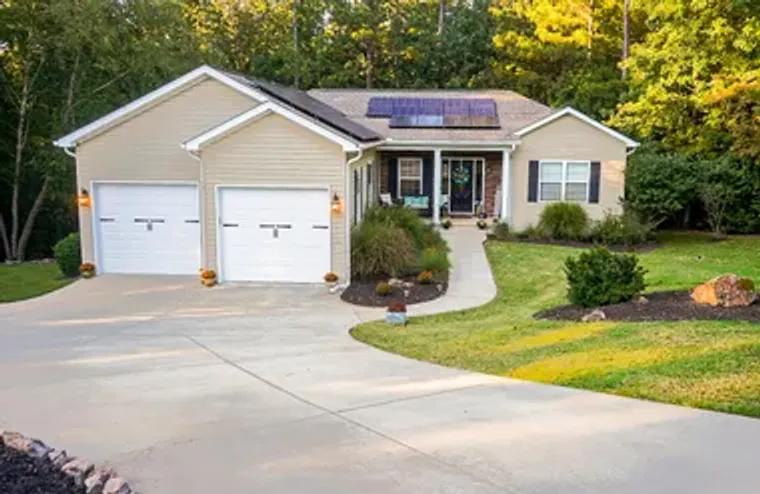 111 ASHLAND DR, MC CORMICK, SC, 29835, Mc Cormick, SC 29835