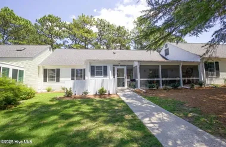 33 VILLAGE GREEN CIR, SOUTHERN PINES, NC..., Southern Pines, NC 28387