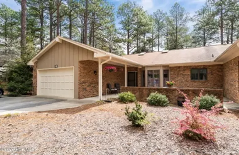 815 MYRTLEWOOD CT, SOUTHERN PINES, NC, 2..., Southern Pines, NC 28387