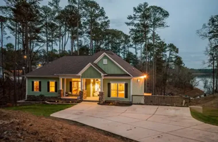 137 MEMORIAL DR, MC CORMICK, SC, 29835, Mc Cormick, SC 29835