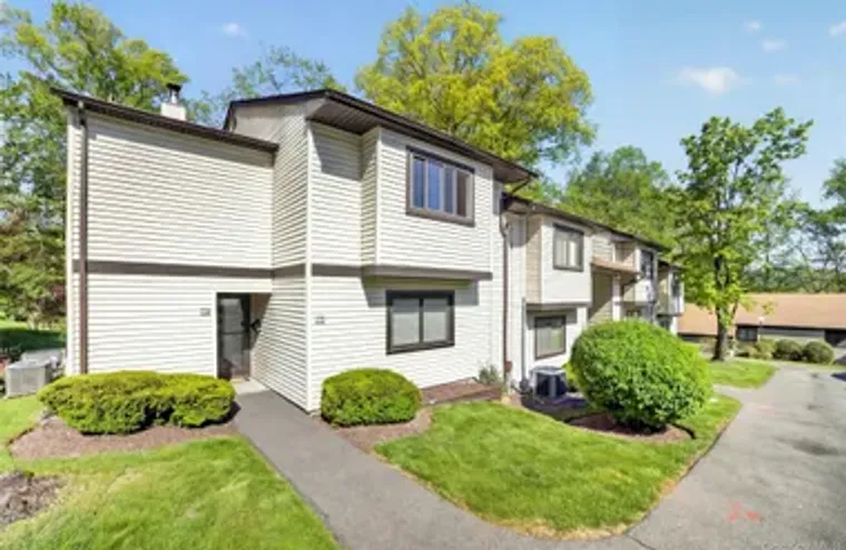 80 C INDEPENDENCE CT, YORKTOWN, NY, 1059..., Yorktown, NY 10598