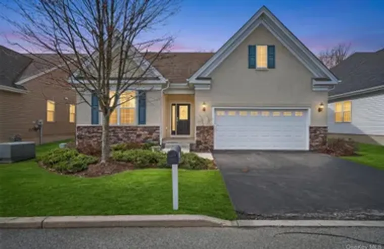 10 CYPRUS DR, MIDDLETOWN, NY, 10940, Middletown, NY 10940