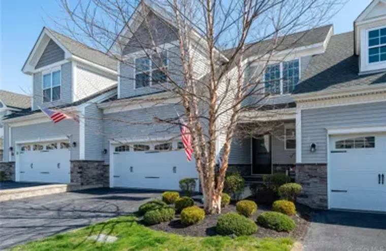 50 STRATFORD LN, WAPPINGER, NY, 12590, Wappinger, NY 12590
