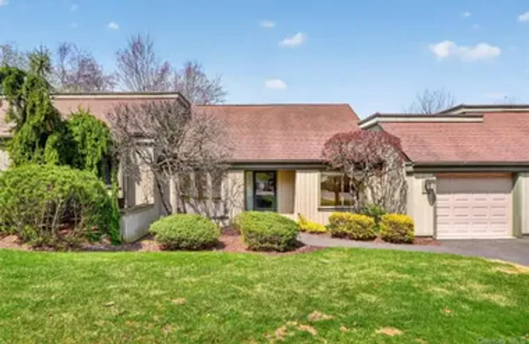 958 HERITAGE HLS B, SOMERS, NY, 10589, Somers, NY 10589