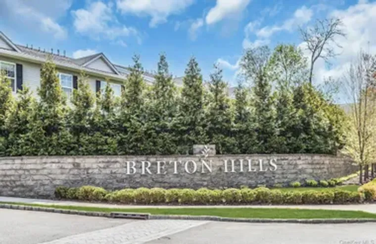 704 BRETON WAY 704, GLEN COVE, NY, 11542, Glen Cove, NY 11542