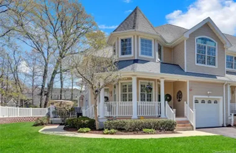 58 BLAIR RD 58, BROOKHAVEN, NY, 11733, Brookhaven, NY 11733